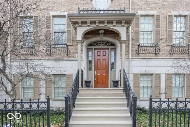 $575,000 | 2487 Glebe Street, Carmel, IN 46032