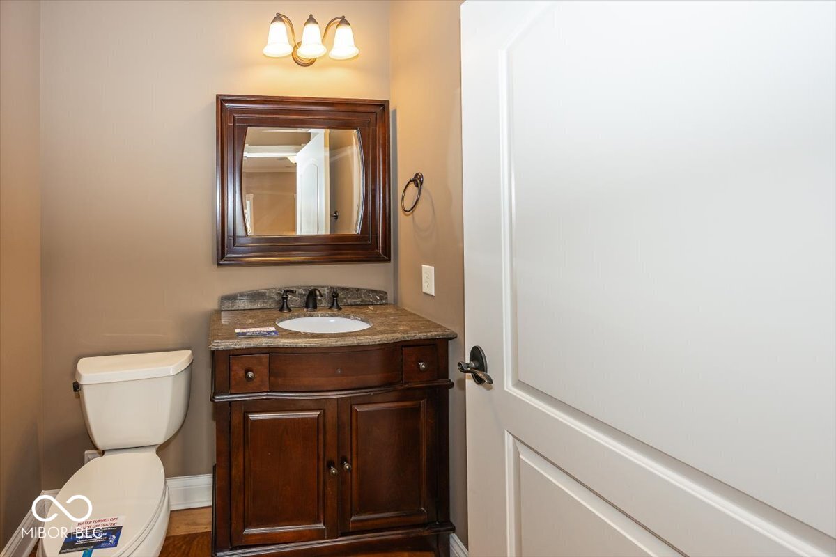 2487 Glebe Street Carmel, IN 46032 - Photo 6 of 31