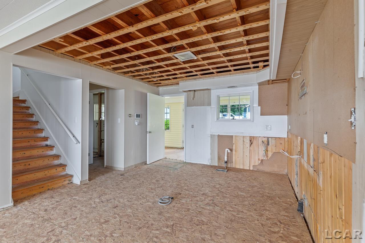 8926 Cherry Point Road Manitou Beach, MI 49253 - Photo 8 of 29 50091981-7.JPG