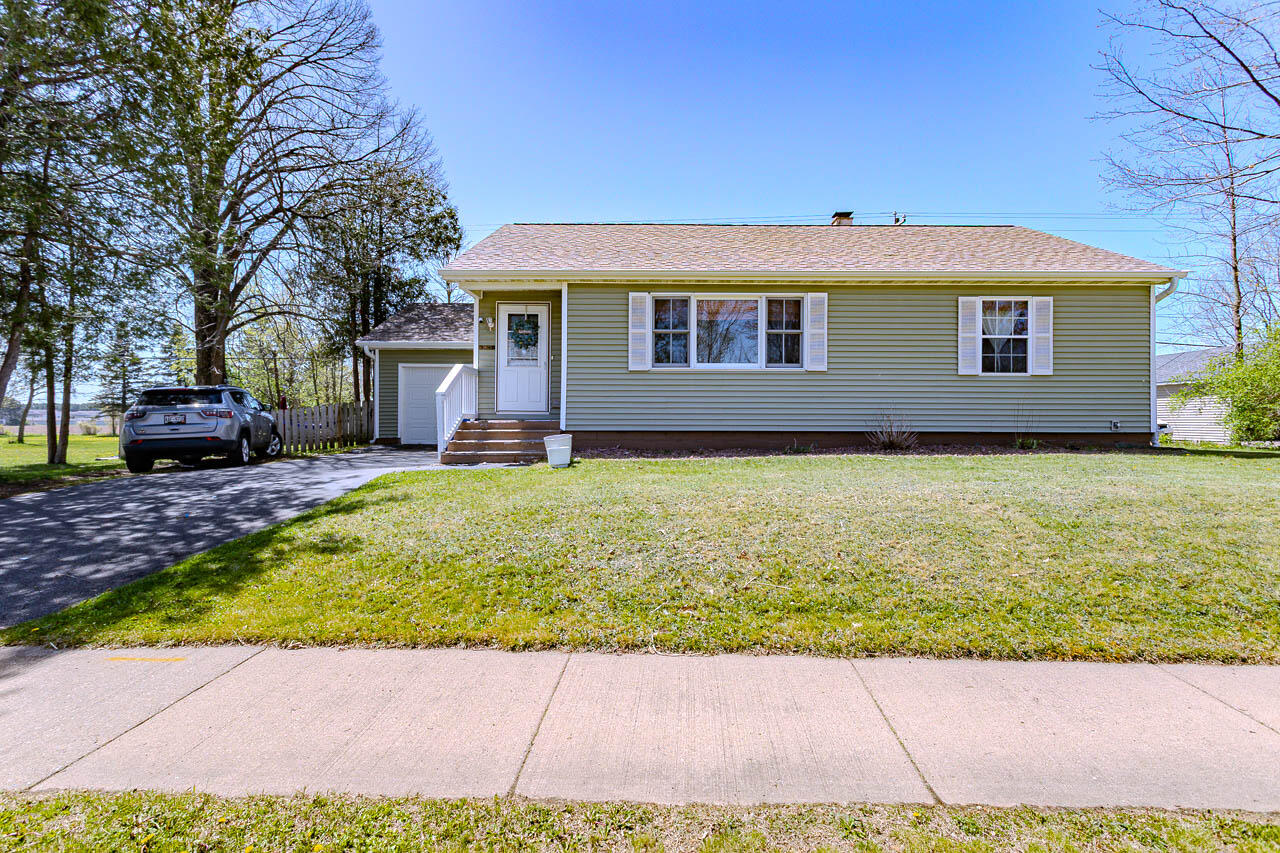 2615 West Main Street Merrill, WI 54452 - Photo 44 of 59 939A9953