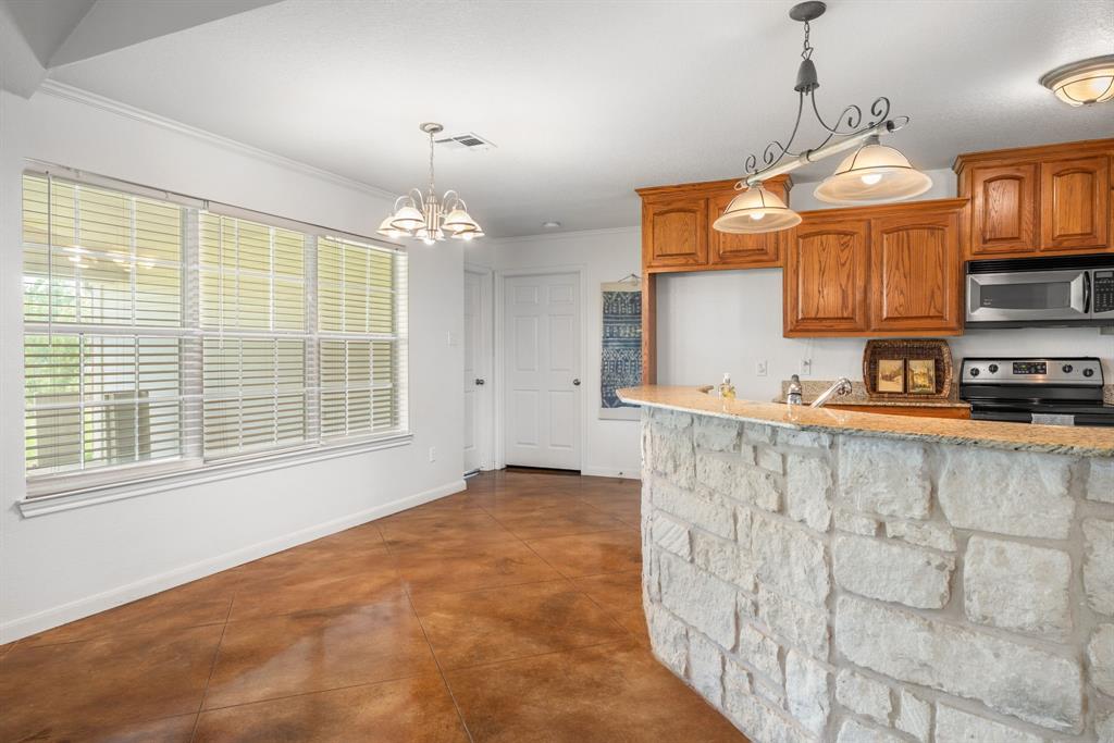 1007 Morning Star Circle China Spring, TX 76633 - Photo 12 of 40