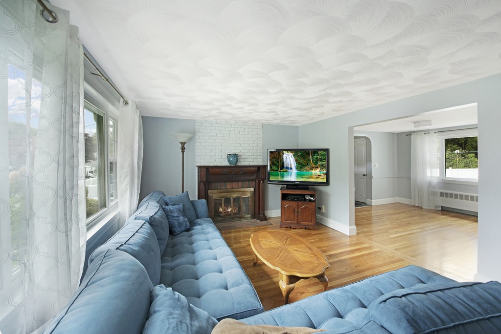4 Williams Road North Reading, MA 01864 - Photo 17 of 27 Gallery Image 17