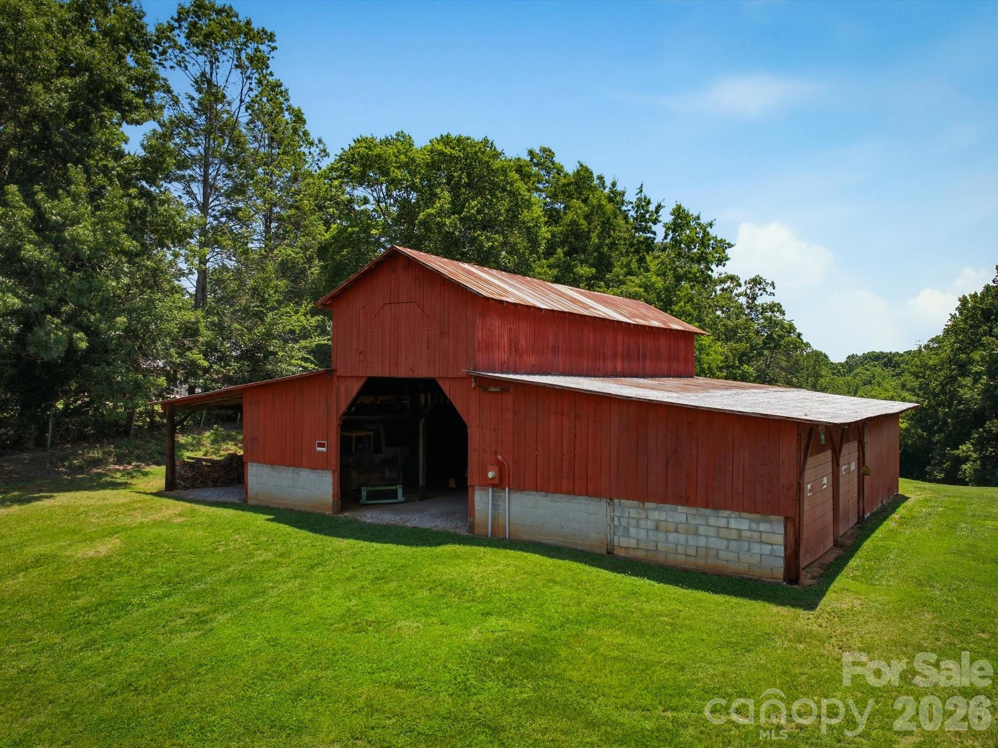 2401 Lail Road Morganton, NC 28655 - Photo 39 of 42