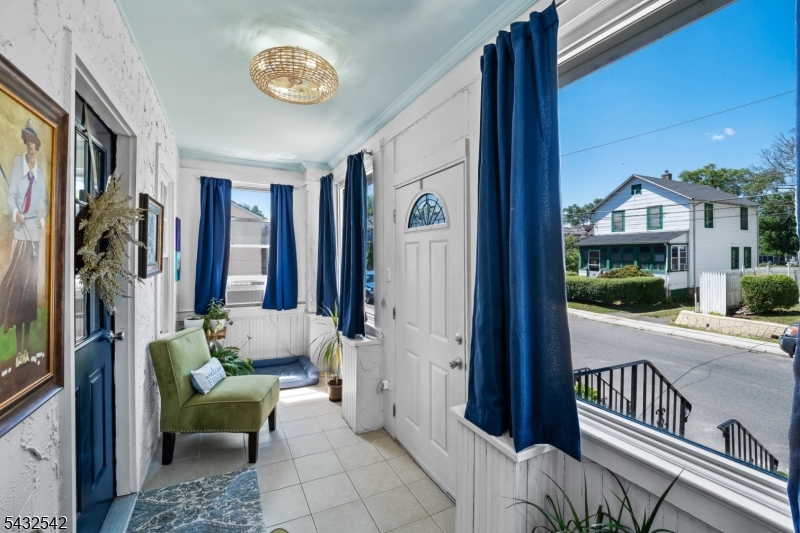 75 Smith Street Union, NJ 07088 - Photo 5 of 19