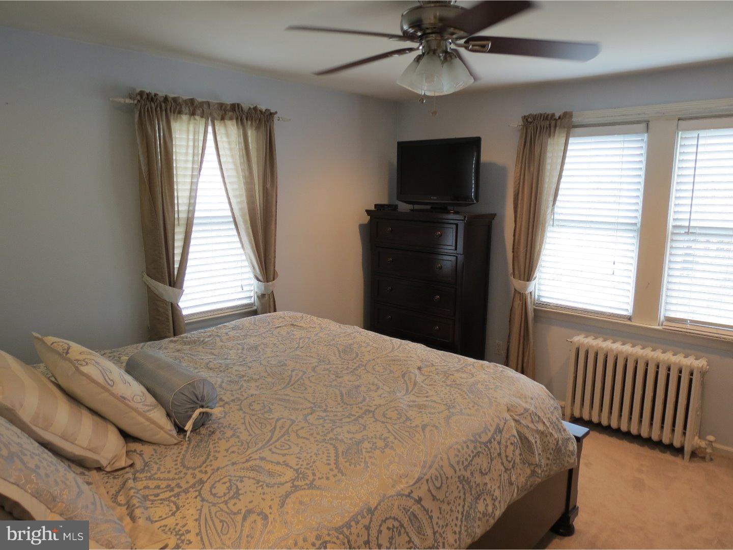 4032 Vernon Road Drexel Hill, PA 19026 - Photo 14 of 25 Bedroom - Main