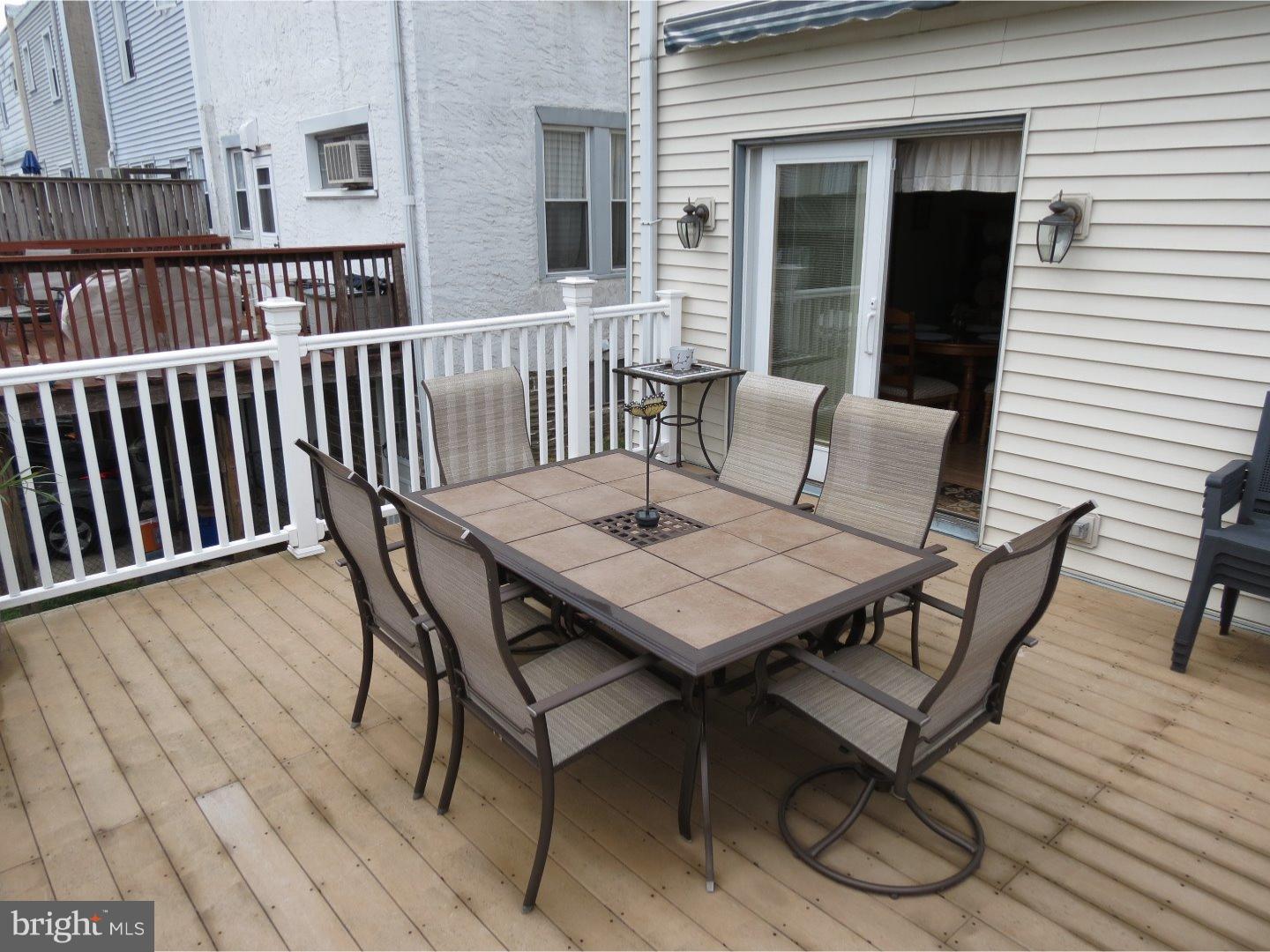 4032 Vernon Road Drexel Hill, PA 19026 - Photo 22 of 25 Deck