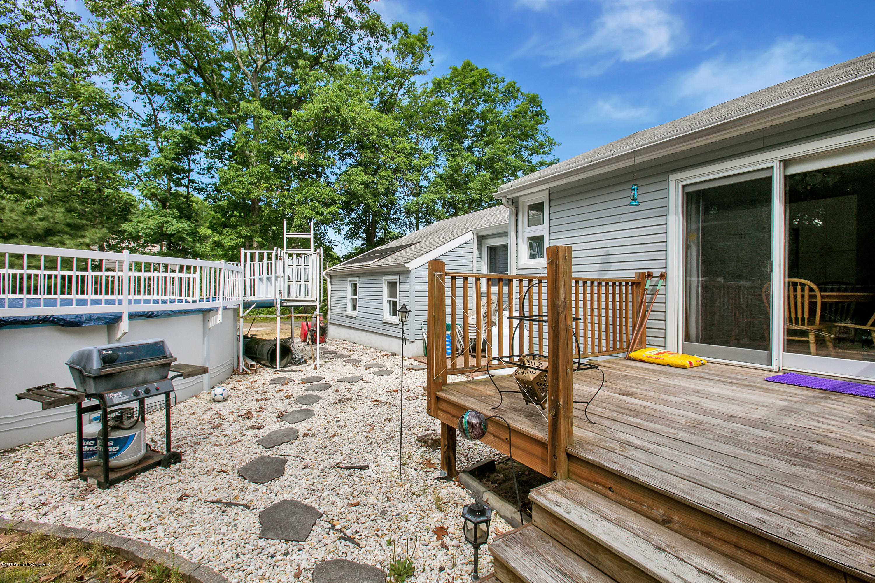 553 Aldrich Road Howell, NJ 07731 - Photo 25 of 27 553 Aldrich Rd Howell NJ 07731-print-024