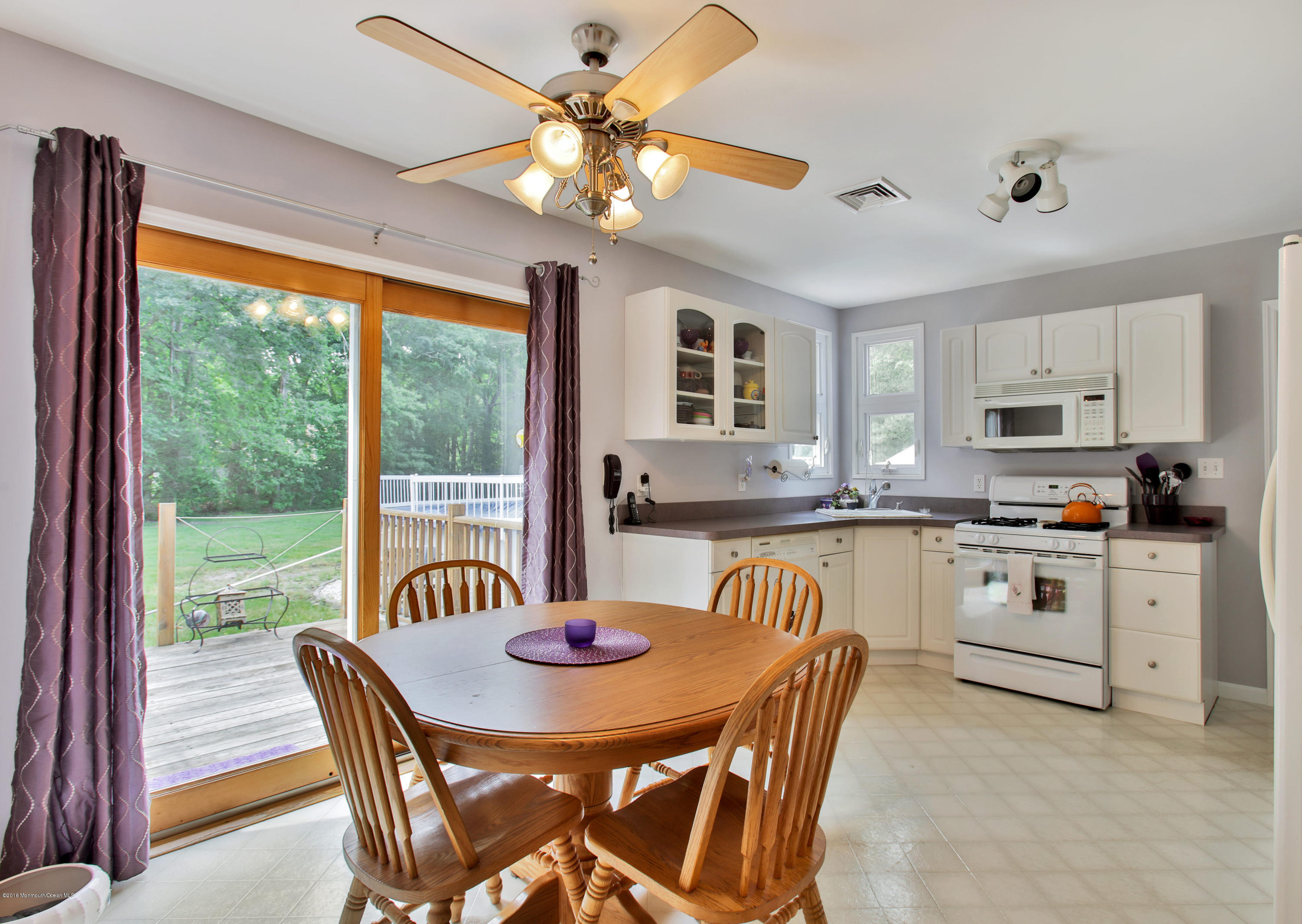 553 Aldrich Road Howell, NJ 07731 - Photo 4 of 27 553 Aldrich Rd Howell NJ 07731-print-010
