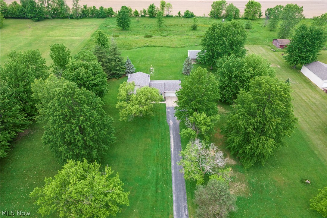 41230 Whitney Road Lagrange, OH 44050 - Photo 2 of 34