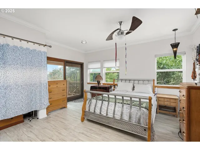 $799,900 | 8970 Southeast Kingswood Way, Damascus, OR 97089