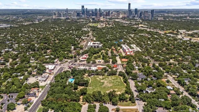 $1,275,000 | 2701 Friar Tuck Lane, Austin, TX 78704