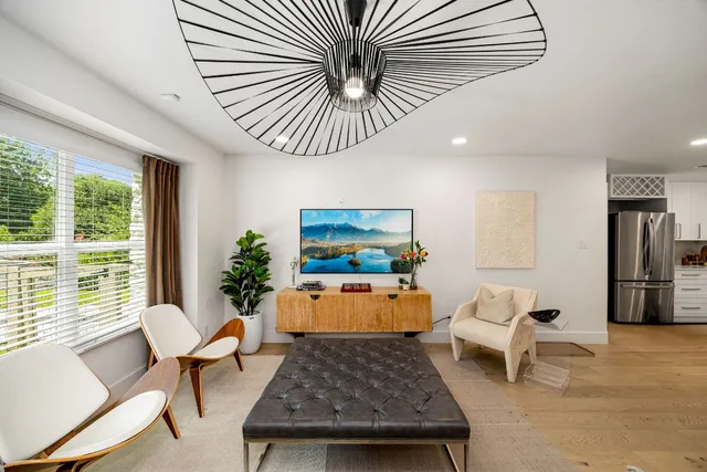 $1,275,000 | 2701 Friar Tuck Lane, Austin, TX 78704