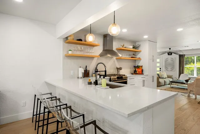 $1,275,000 | 2701 Friar Tuck Lane, Austin, TX 78704