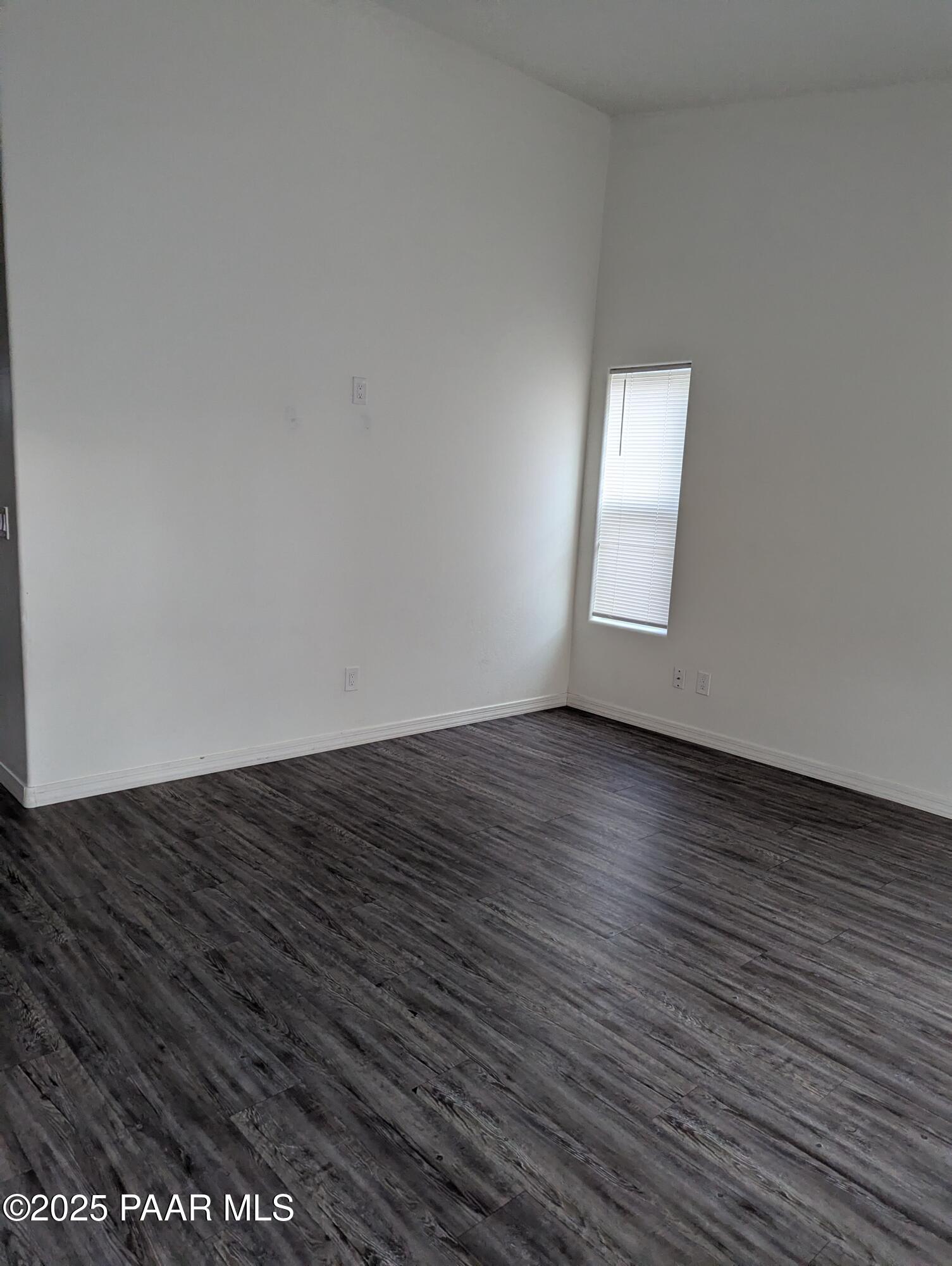 8346 Florentine Road, Unit 2 Prescott Valley, AZ 86314 - Photo 5 of 10 Living Room