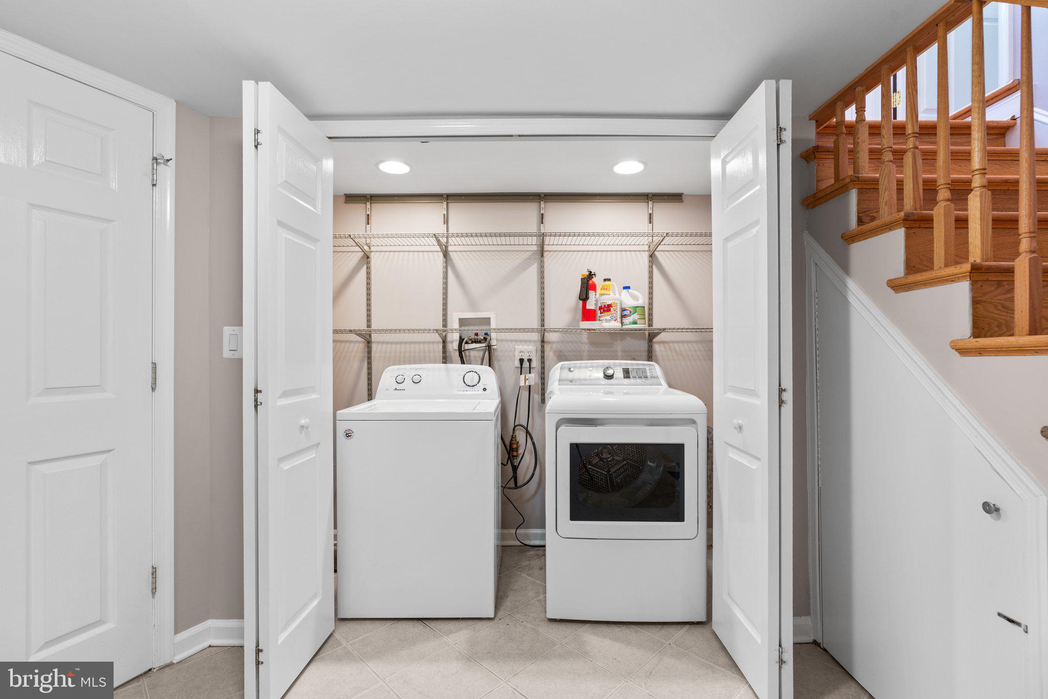 4815 Topping Road Rockville, MD 20852 - Photo 13 of 21 full size washer and dryer