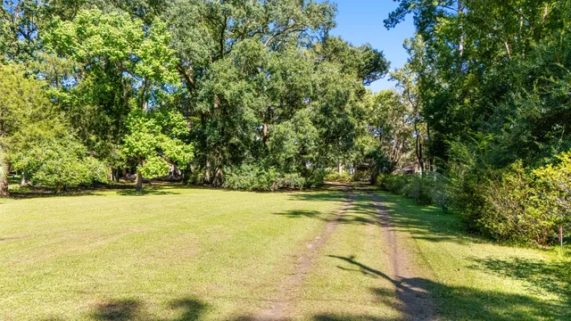 $775,000 | 7299 Commodore Road, Hollywood, SC 29449