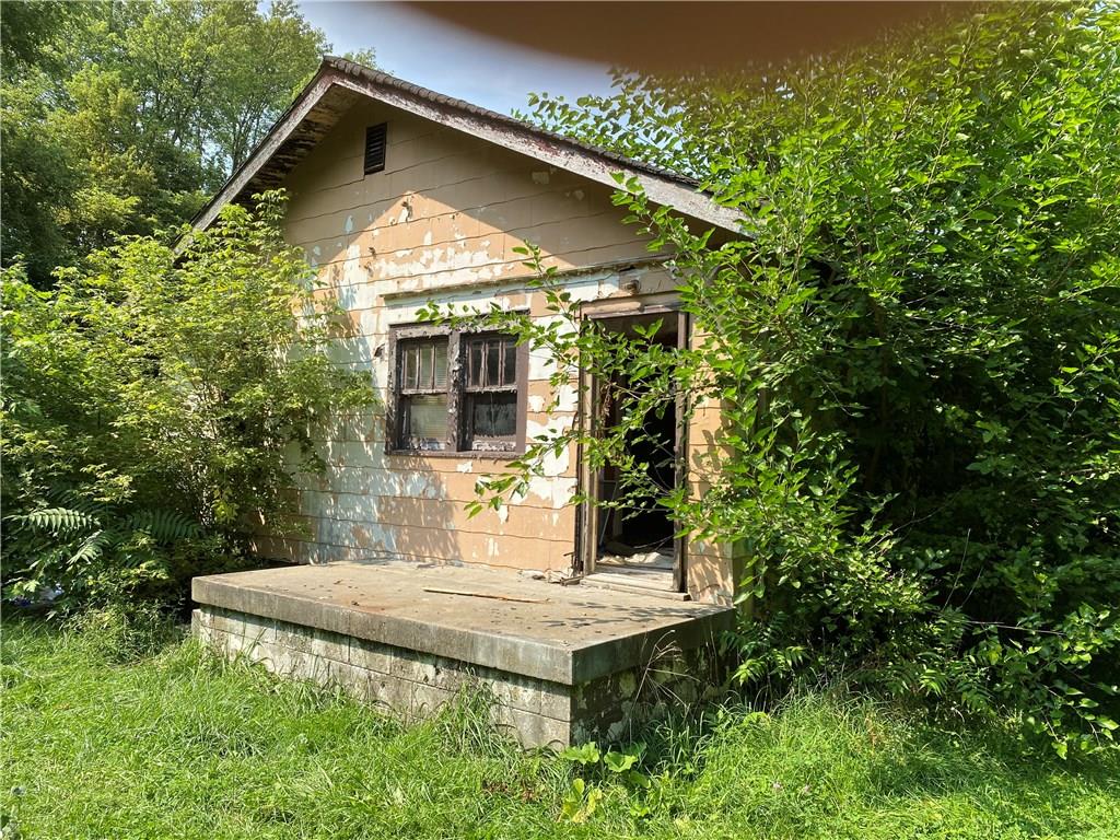 2225 Mounds Road Anderson, IN 46016 - Photo 6 of 7