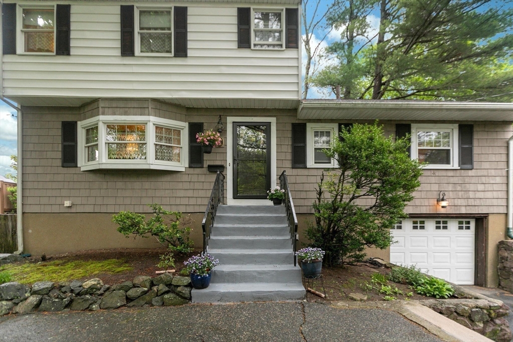 8 Dodge Street Arlington, MA 02474 - Photo 6 of 36 a front view of a house