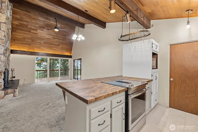 $799,500 | 12509 Patricia Lane, Burlington, WA 98233