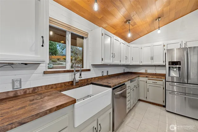 $799,500 | 12509 Patricia Lane, Burlington, WA 98233