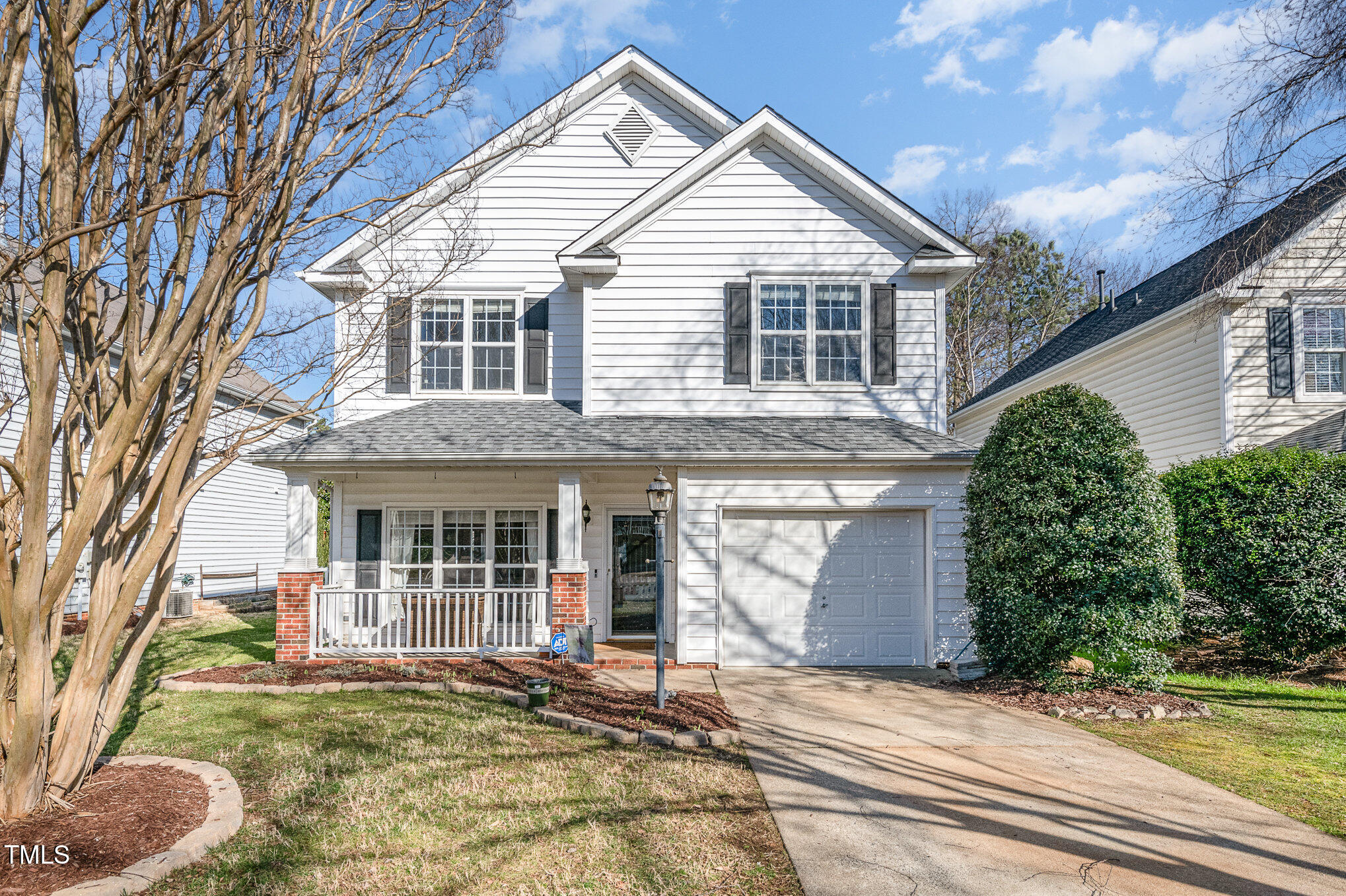 4828 Morning Edge Drive Raleigh, NC 27613 - Photo 3 of 28 003_file_142