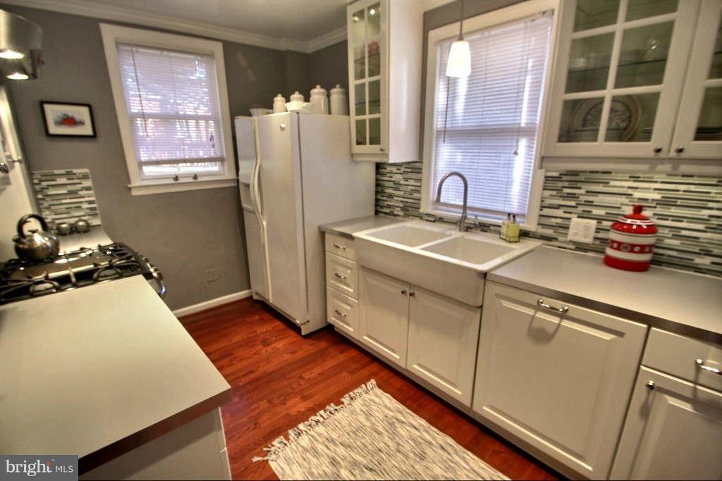 6711 Queens Chapel Road University Park, MD 20782 - Photo 16 of 30 Kitchen 1