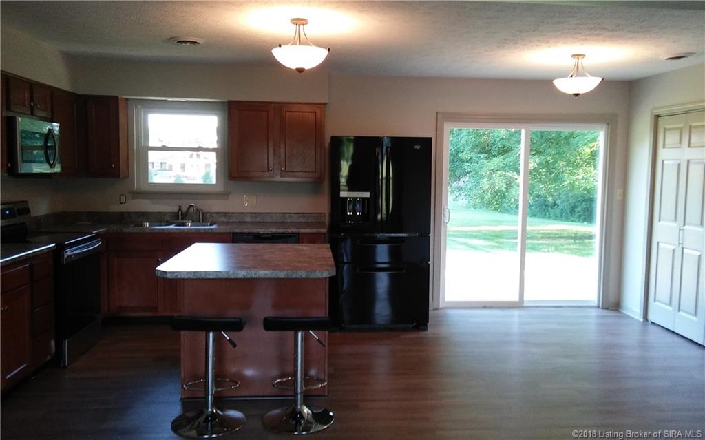 2139 West Robin Road Scottsburg, IN 47170 - Photo 8 of 22 Gallery Image 8