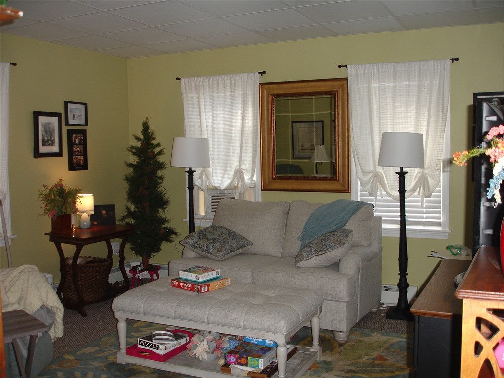 332 Grove Street Woonsocket, RI 02895 - Photo 7 of 28