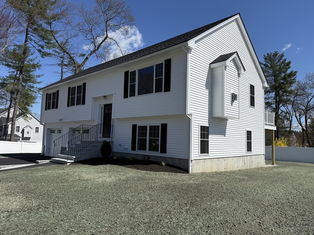 3 Memory Lane Billerica, MA 01821 - Photo 4 of 28