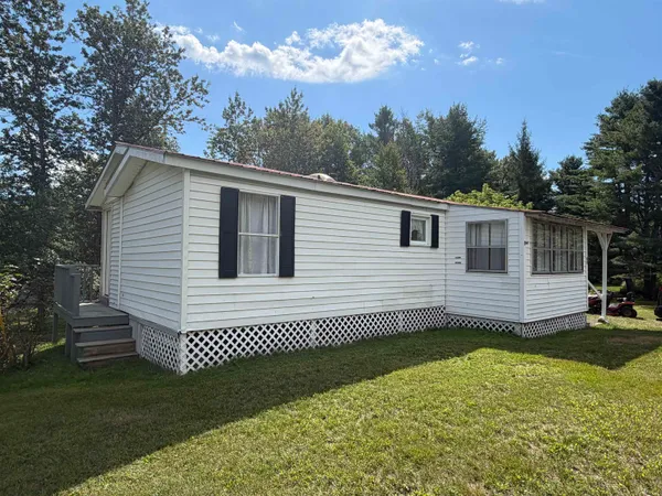 $159,900 | 62 Highway 102, Bloomfield, VT 05905