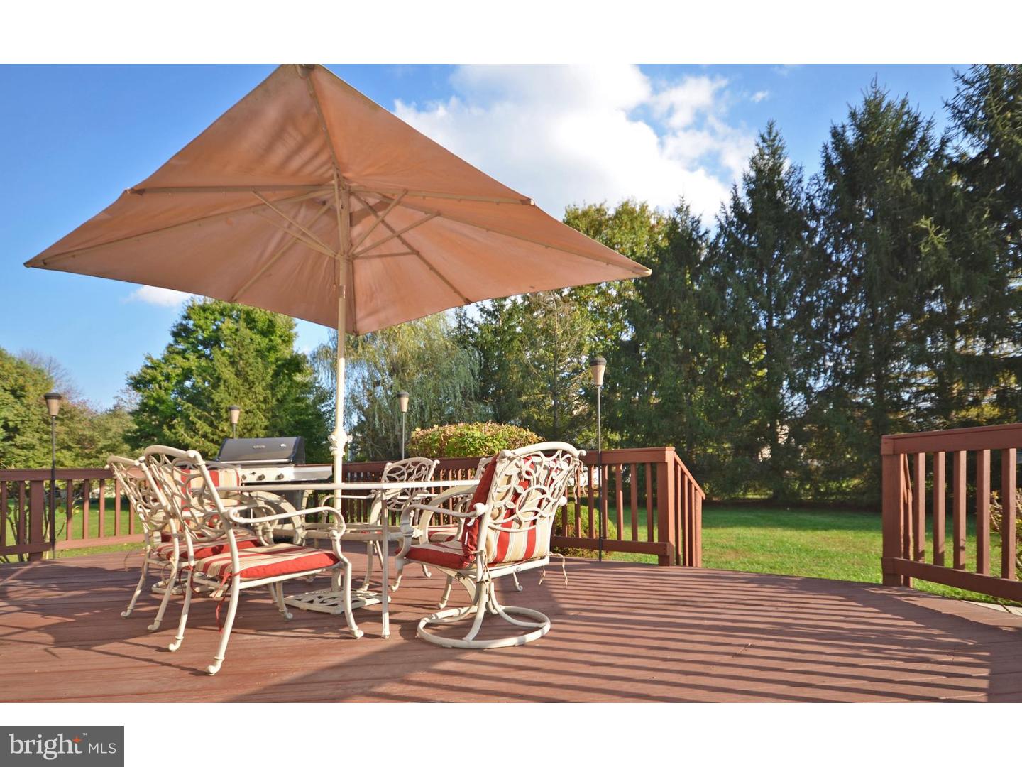 72 Tindall Road Robbinsville, NJ 08691 - Photo 21 of 25 Deck