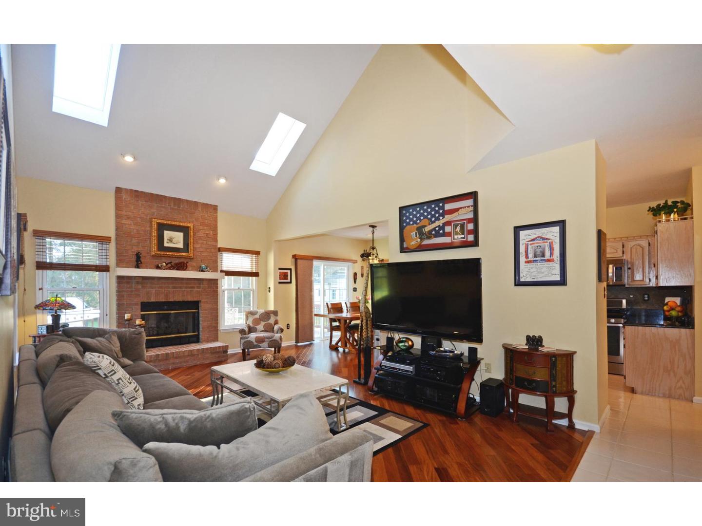 72 Tindall Road Robbinsville, NJ 08691 - Photo 7 of 25 Family Room