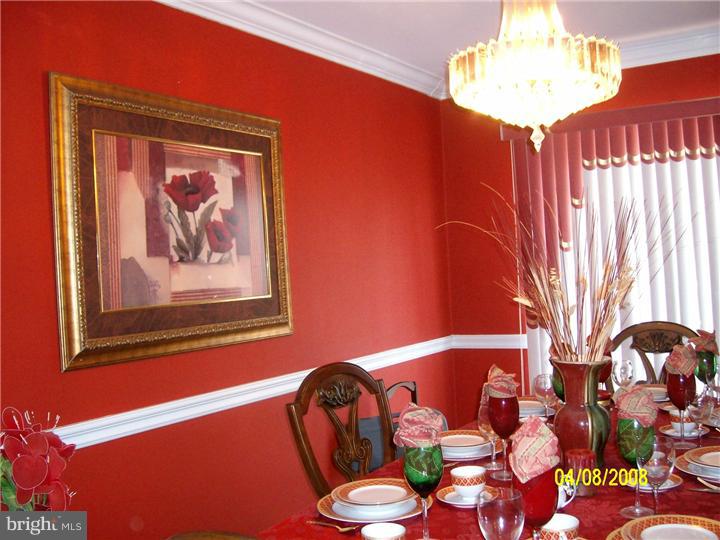 7440 Brockton Road Philadelphia, PA 19151 - Photo 8 of 23 Dining Room