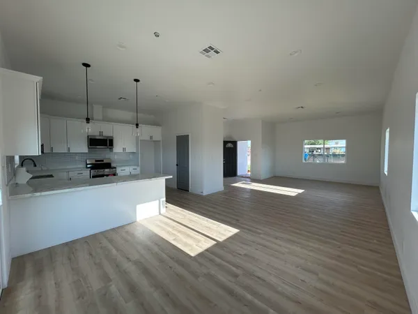 $455,000 | 8225 Dogwood Avenue, California City, CA 93505