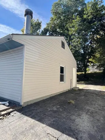 $185,000 | 2402 North Liberty Street, Independence, MO 64050