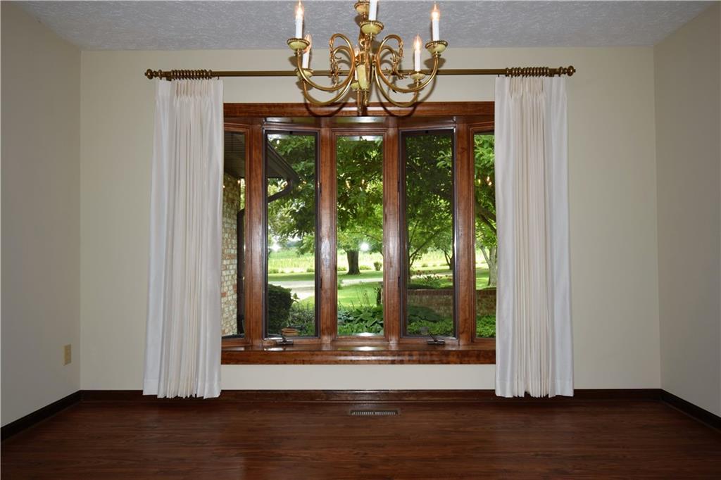 5903 South Tecumseh Road Springfield, OH 45502 - Photo 10 of 47