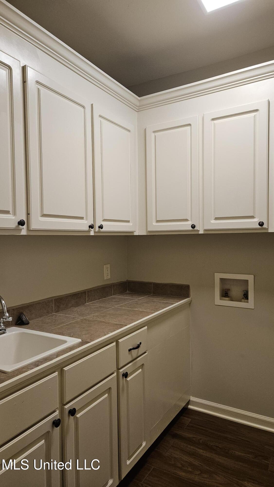 126 Turtle Ridge Drive Brandon, MS 39047 - Photo 60 of 95 Utility Room