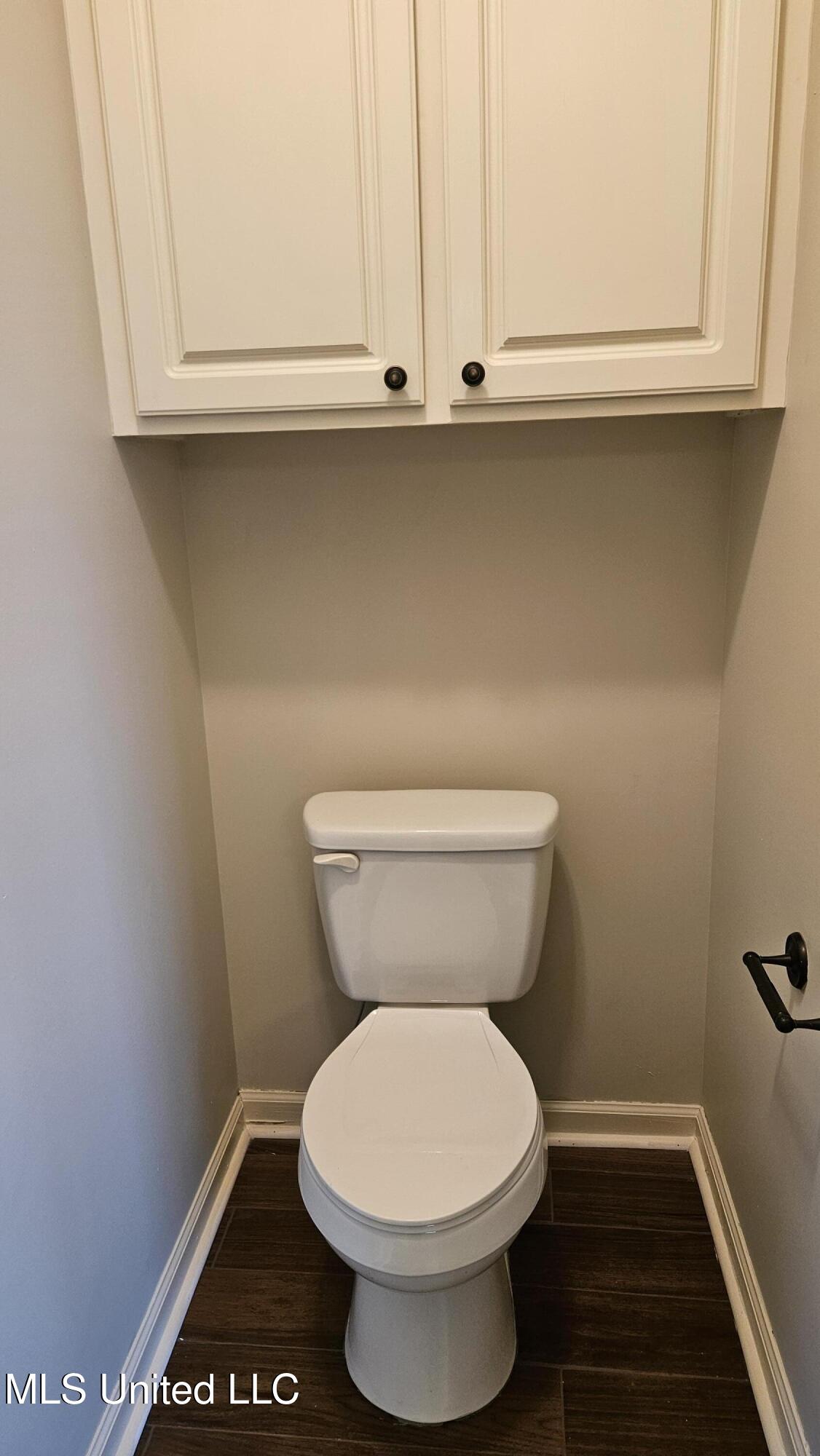 126 Turtle Ridge Drive Brandon, MS 39047 - Photo 78 of 95 Master Bath Water Closet