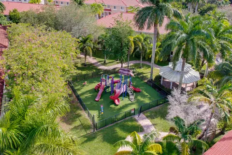 $429,999 | 21105 Northwest 14th Place, Unit 4, Miami Gardens, FL 33169