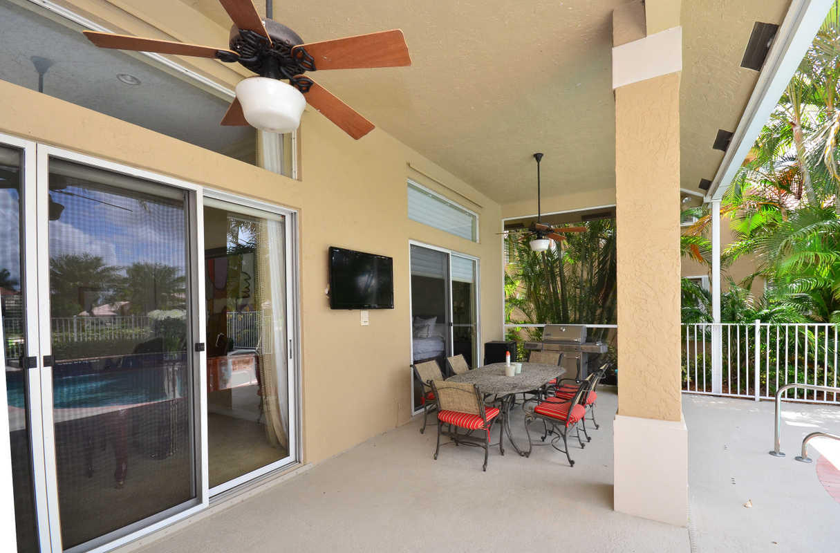 10892 Bal Harbor Drive Boca Raton, FL 33498 - Photo 36 of 41 fr36