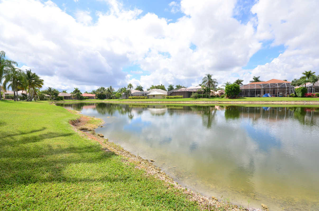 10892 Bal Harbor Drive Boca Raton, FL 33498 - Photo 40 of 41 fr40