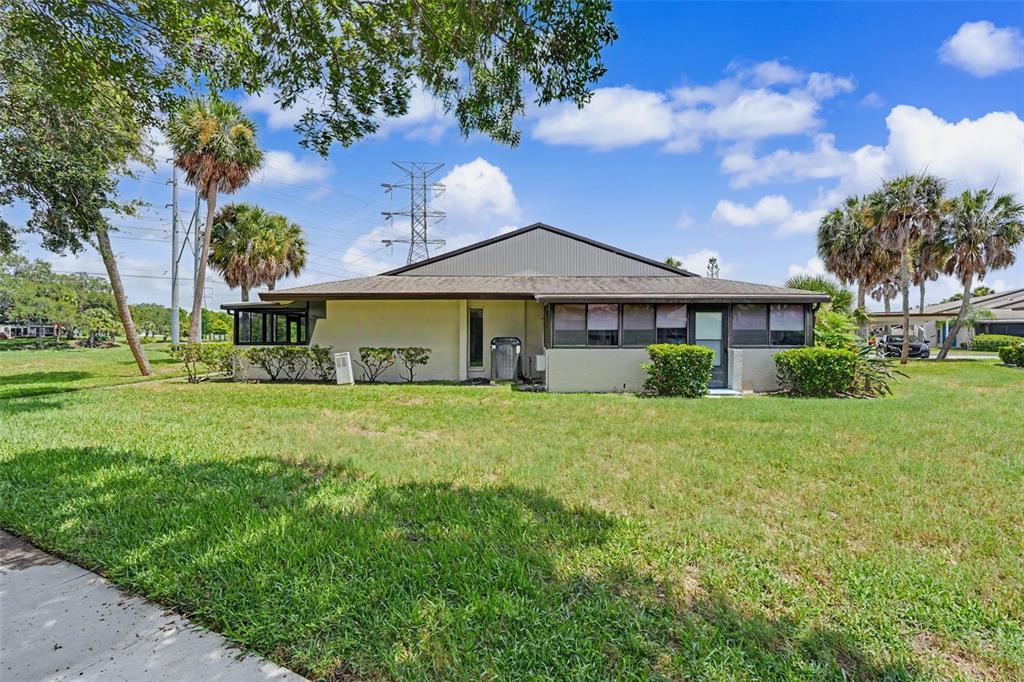 1502 16th Circle Southeast, Unit 28 Largo, FL 33771 - Photo 31 of 48