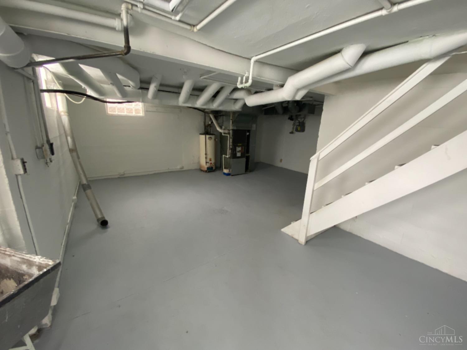 1012 West Galbraith Road Cincinnati, OH 45231 - Photo 16 of 16 Gallery Image 16