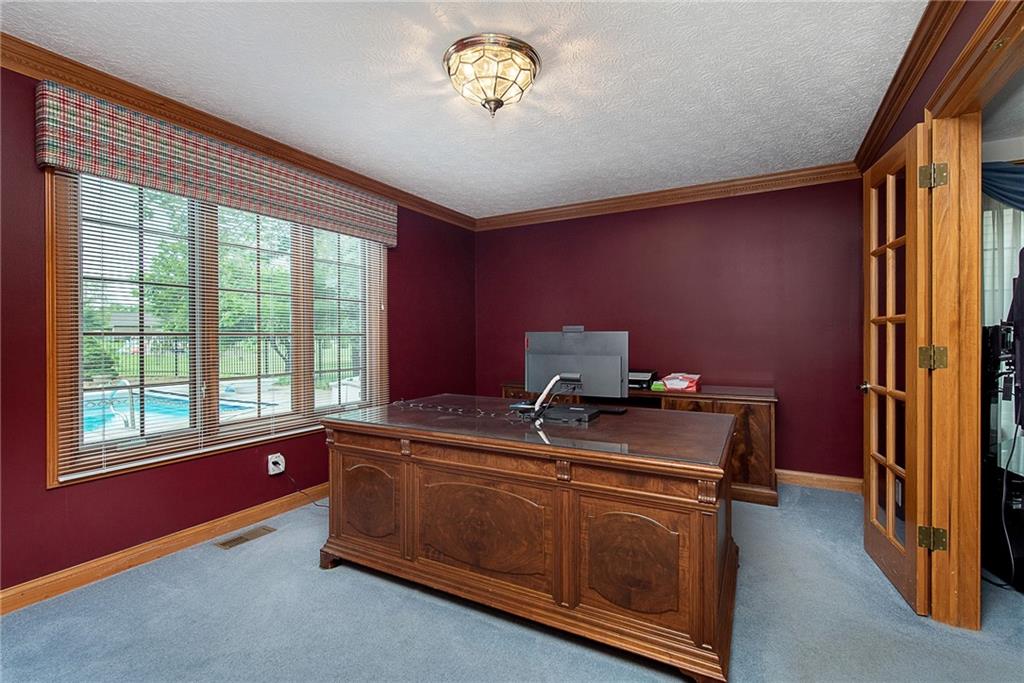 6050 Hunters Ridge Drive Plainfield, IN 46168 - Photo 12 of 21 Gallery Image 12