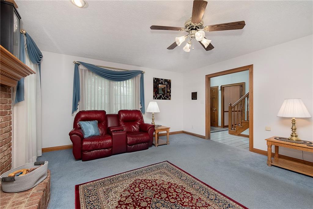 6050 Hunters Ridge Drive Plainfield, IN 46168 - Photo 5 of 21 Gallery Image 5