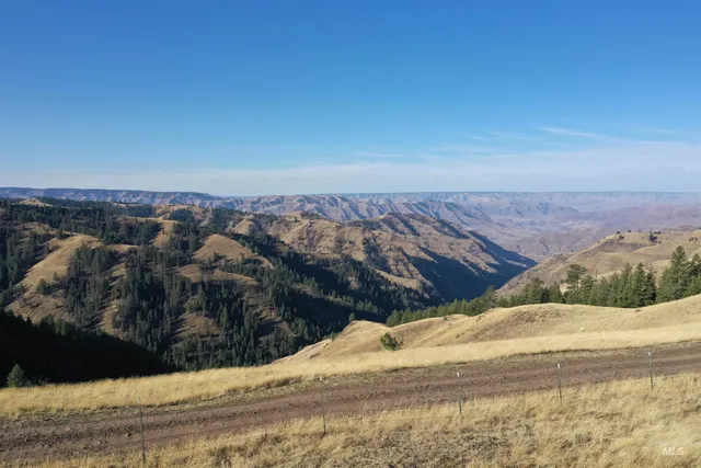 $119,900 | Nka 17.51-acs Nka 17.51-acs High Range Road, Cottonwood, ID 83522