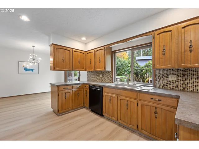 $575,000 | 14646 Northeast Weidler Street, Portland, OR 97230