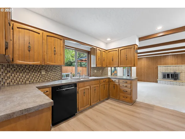 $575,000 | 14646 Northeast Weidler Street, Portland, OR 97230