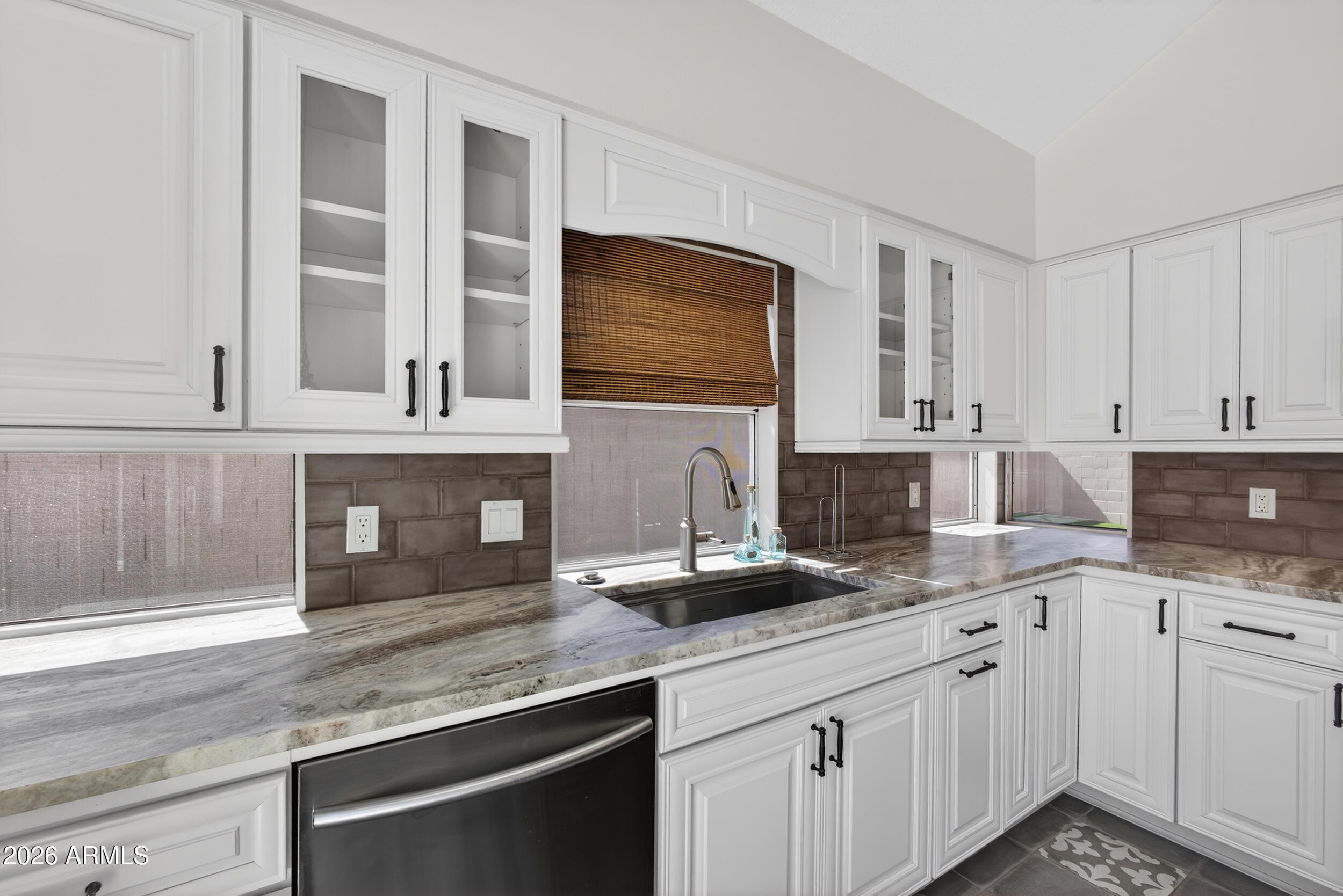 3955 North Ranier Mesa, AZ 85215 - Photo 4 of 51 19_6x7a4742