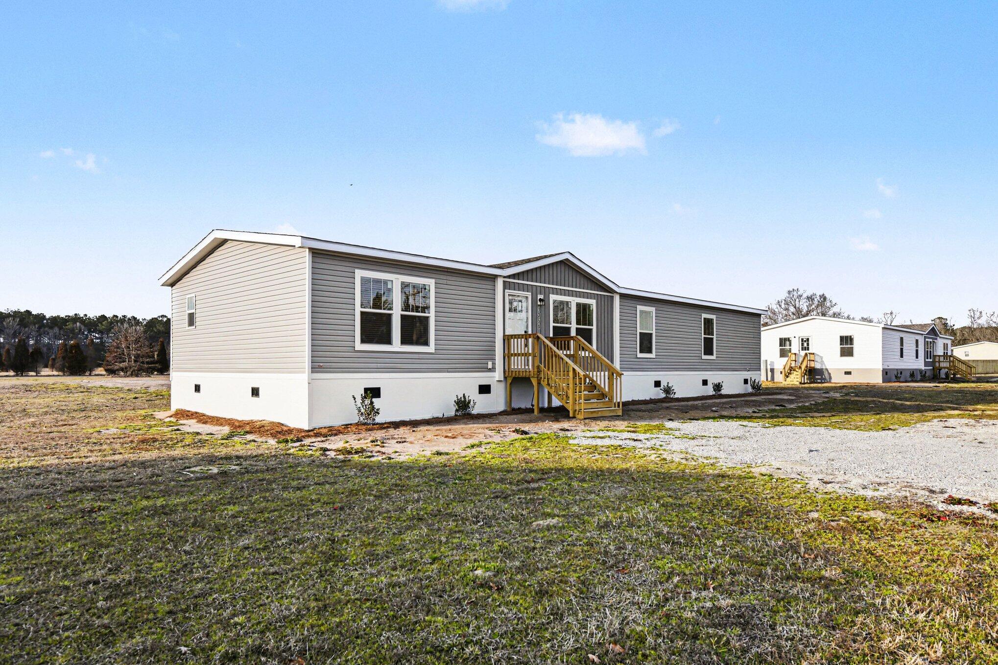 1350 Givhans Road Ridgeville, SC 29472 - Photo 27 of 29 004_file_6084